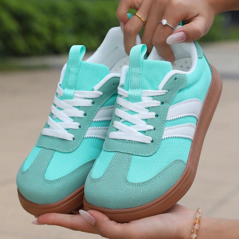Lightweight Comfortable Sneakers for Women Fashion Striped Lace Up Sports Shoes Woman Casual Breathable Green Sneakers Plus Size