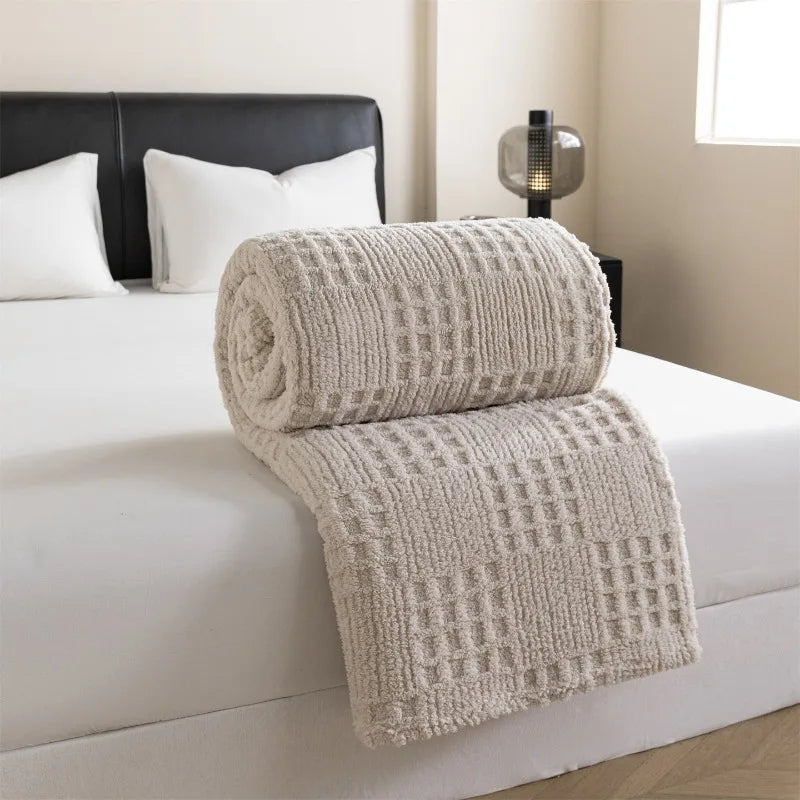 Solid color taffle waffle jacquard blanket multi-functional comfortable cotton velvet blanket nap blanket