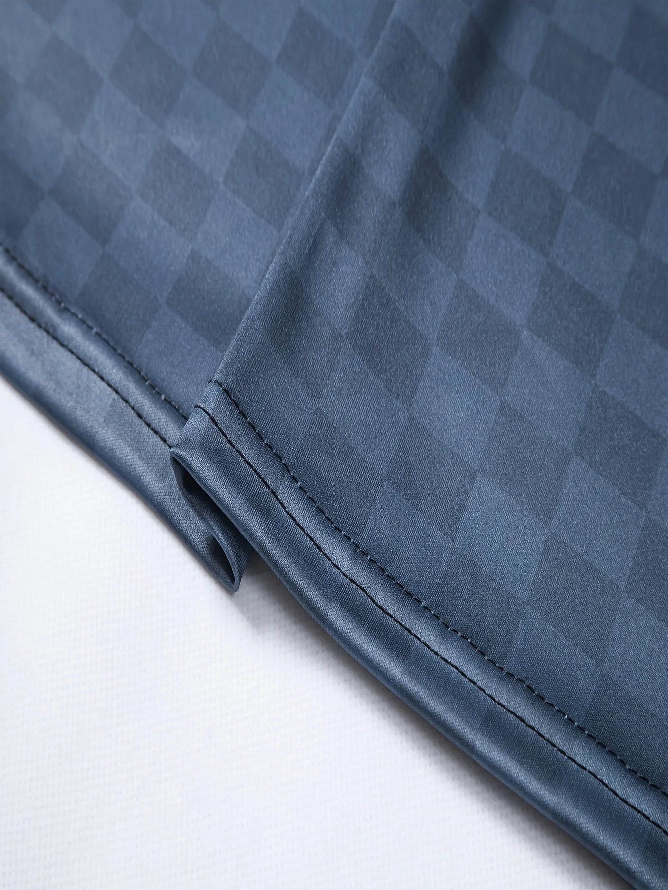 The 2025 summer new men's short-sleeved POLO shirt features a casual fashionable comfortable and soft 3D striped pattern print