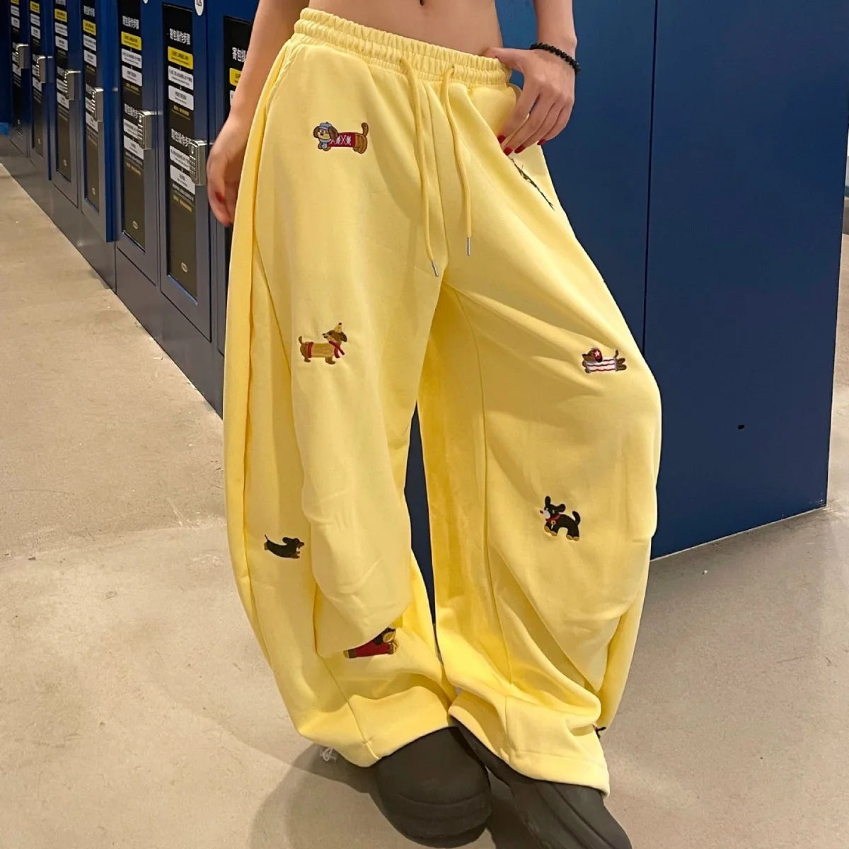 Embroidery Sausage Dog Sweatpants Loose Casual Joggers Wide Leg Couple Streetwear Fun Fashion Comfortable Pants baggy sweatpants