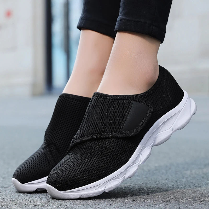 Orthopedics Wide Feet Swollen Shoes Thumb Eversion Adjusting Soft Comfortable Wide Fit Shoes for Women Walking Men Shoes Sneaker