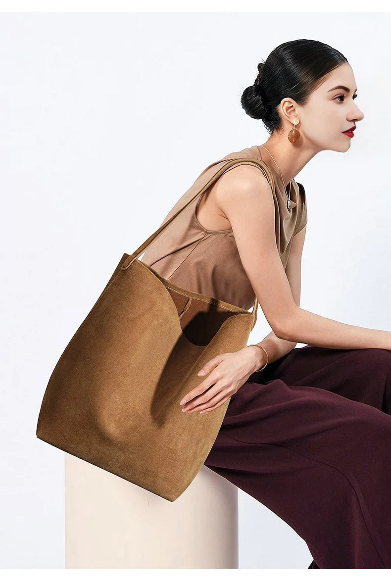 Matte Cowhide Leather Vintage Bucket Bag Large Capacity Tote Shoulder Bag For Women Commuter Elegant Textured Suede Purse Women'
