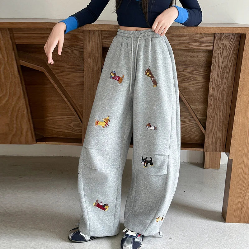 Girls' sweatpants Spring  Autumn 2026 New Children Dachshund embroidered curved knife pants Stylish girls casual sportspants