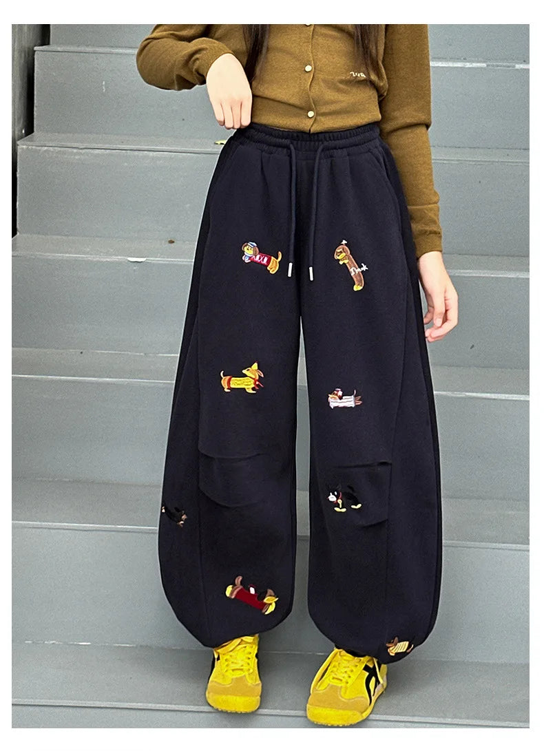 Girls' sweatpants Spring  Autumn 2026 New Children Dachshund embroidered curved knife pants Stylish girls casual sportspants