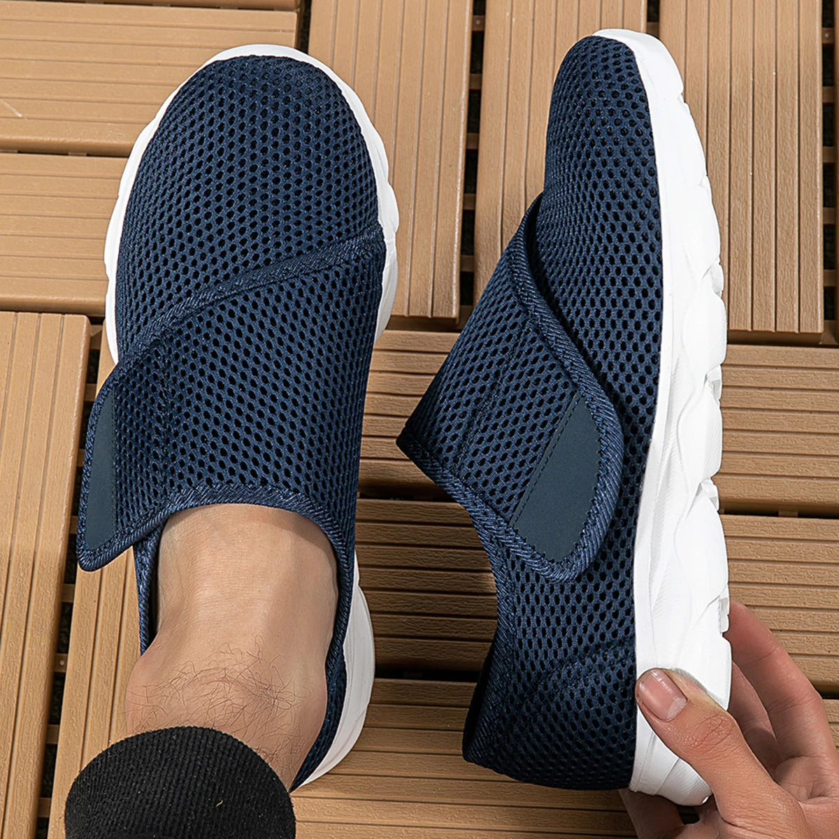 Orthopedics Wide Feet Swollen Shoes Thumb Eversion Adjusting Soft Comfortable Wide Fit Shoes for Women Walking Men Shoes Sneaker